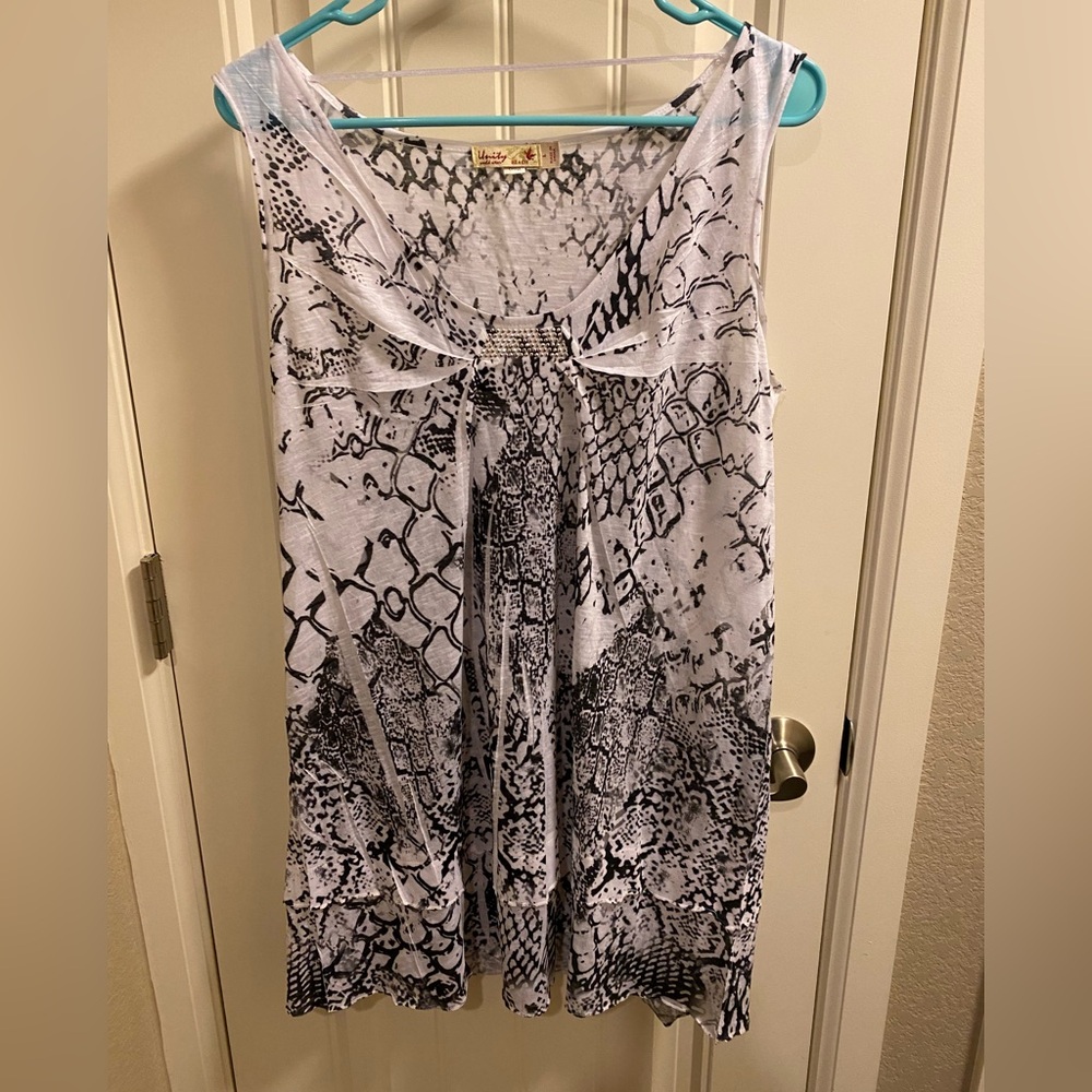 Unity World Wear L Top Tank Style Embellished Blouse large Lg Shirt Beach Dress